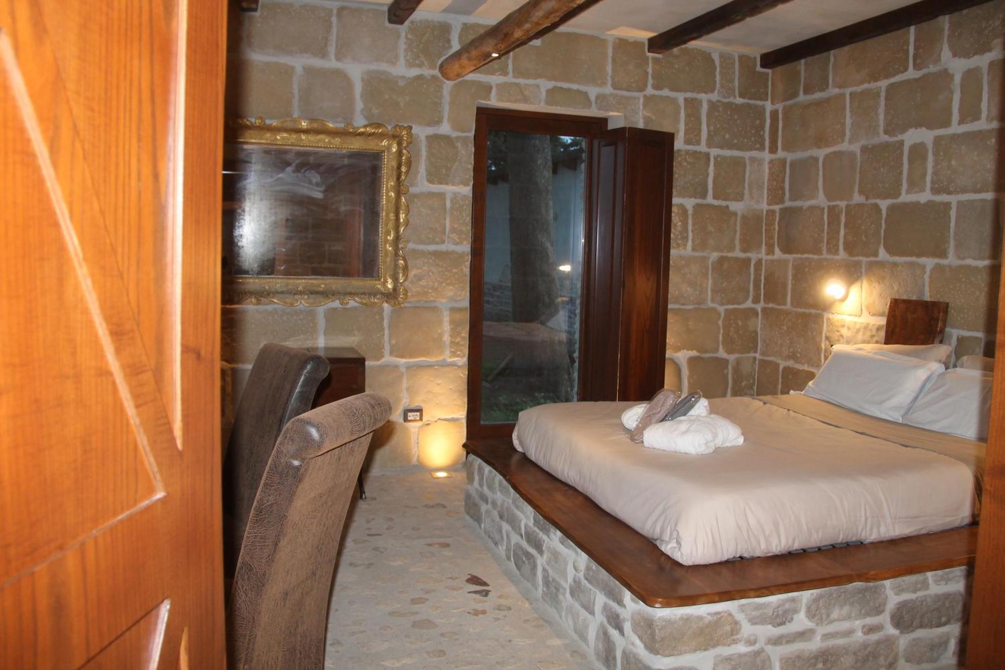 Pietre Di Fiume Villa Apice Exterior photo